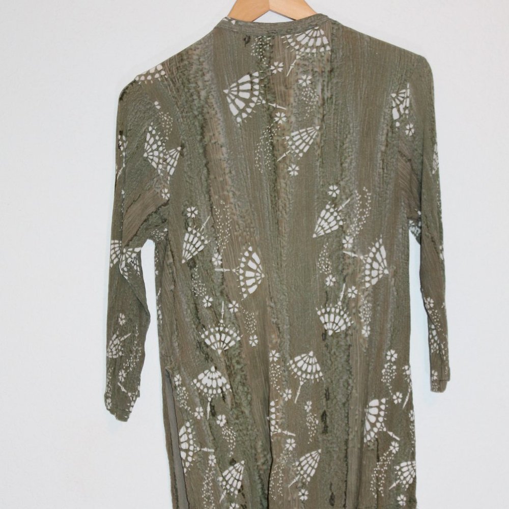 Red's Threads Green Tunic with side split - Picture 5 of 6